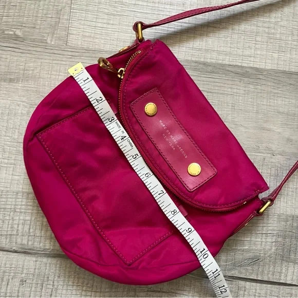 MARC JACOBS Preppy Nylon Mini Natasha Crossbody Bag Pink Magenta - Picture 15 of 16